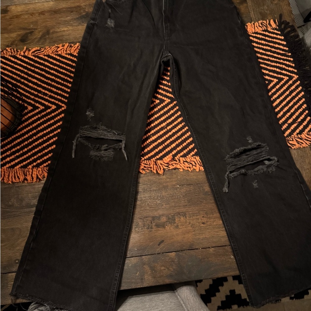 Zara Black Distressed Jeans Raw Hem Size 10 EUC - Picture 2 of 8